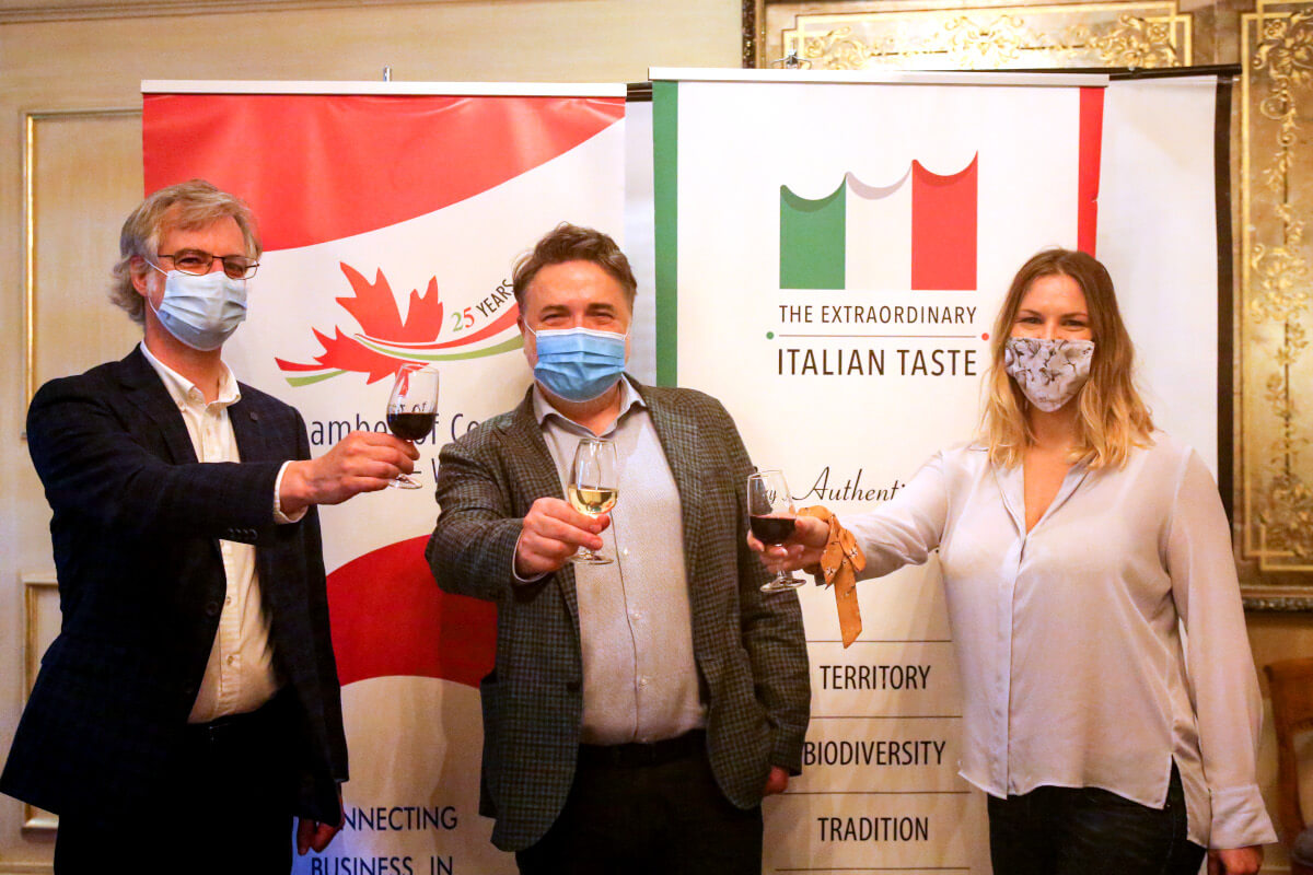 Wines Of Italy Masterclass Wine Pairing Italian Chamber Of Commrce In Canada West